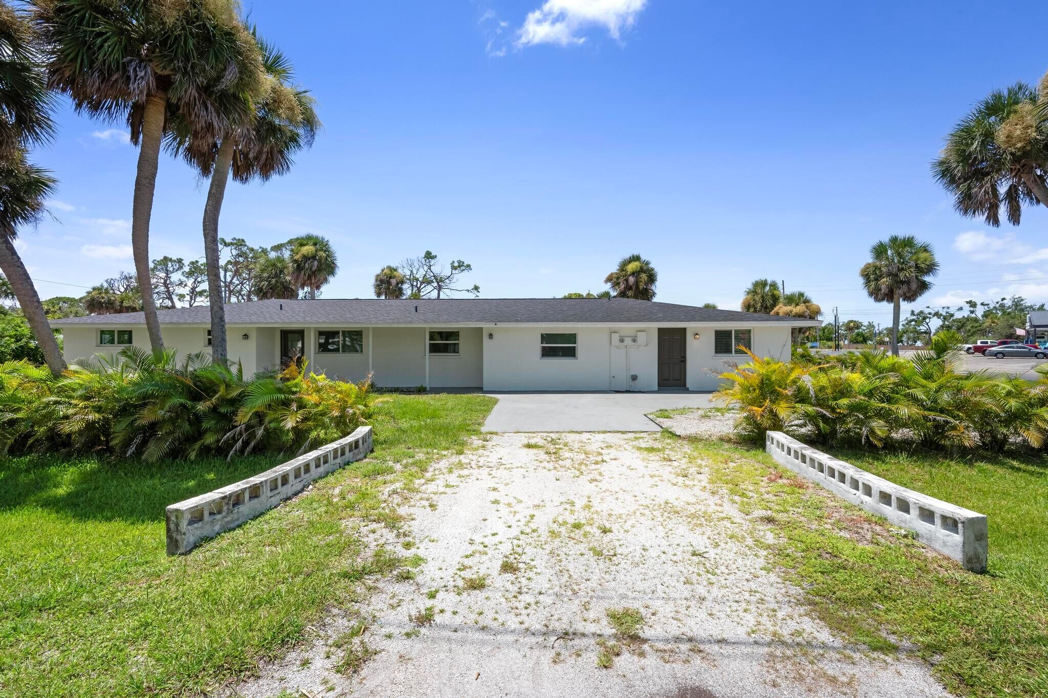 101 Riverview Ave, Englewood, FL for sale Building Photo- Image 1 of 54