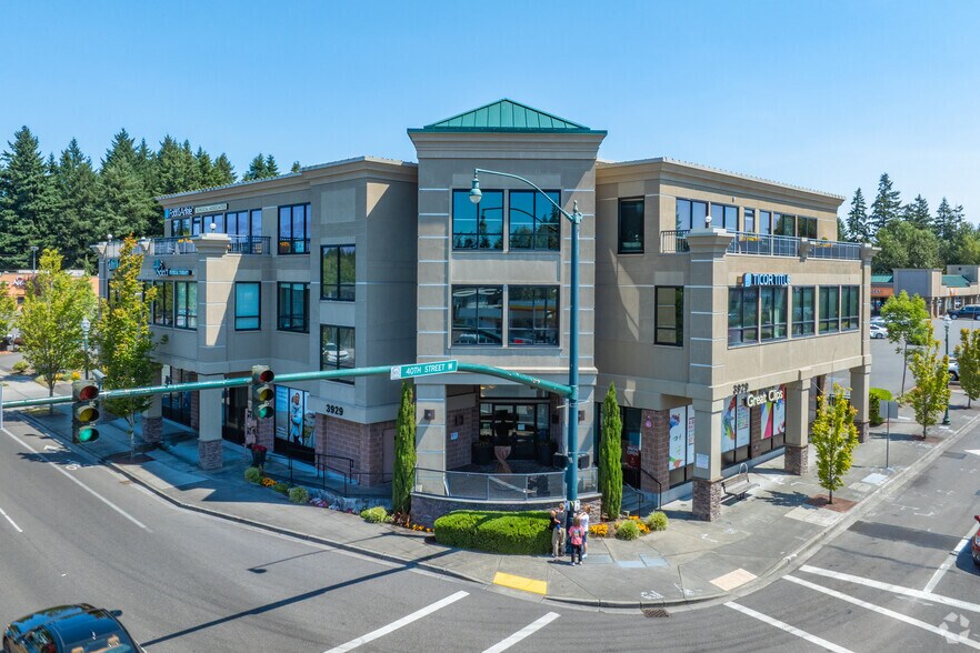 3929 Bridgeport Way W, Tacoma, WA à louer - Photo du bâtiment - Image 2 de 5