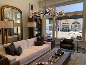 127 W Colorado Blvd, Pasadena, CA for lease Interior Photo- Image 2 of 18