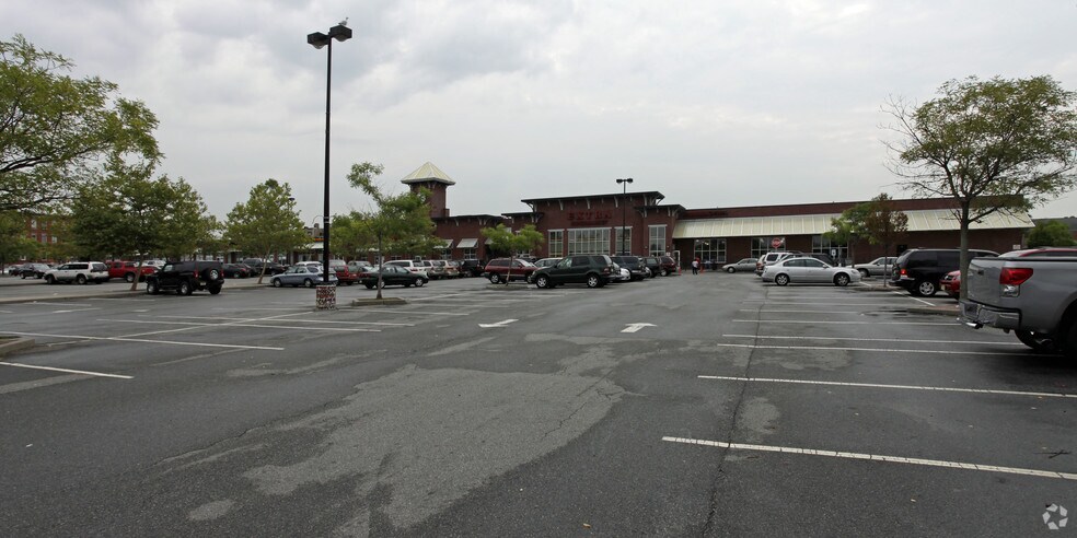 360 Martin L King Dr, Jersey City, NJ à louer - Photo du bâtiment - Image 2 de 6