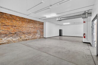 3955 Rue Saint-Jacques, Montréal, QC for lease Interior Photo- Image 1 of 12