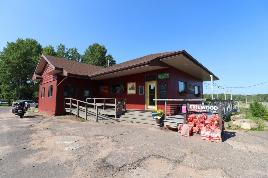 13 Hwy, Herbster, WI à vendre - Photo du bâtiment - Image 2 de 64