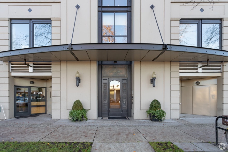 1788 W 5th Ave, Vancouver, BC à louer - Photo du bâtiment - Image 3 de 6