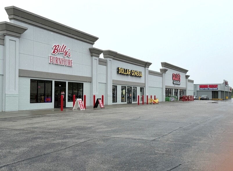 1805 W Morton Ave, Jacksonville, IL for lease - Building Photo - Image 2 of 25