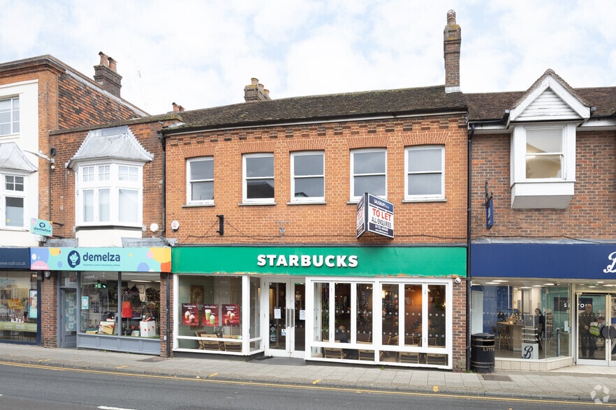 112 High St, Sevenoaks à louer - Photo principale - Image 1 de 3