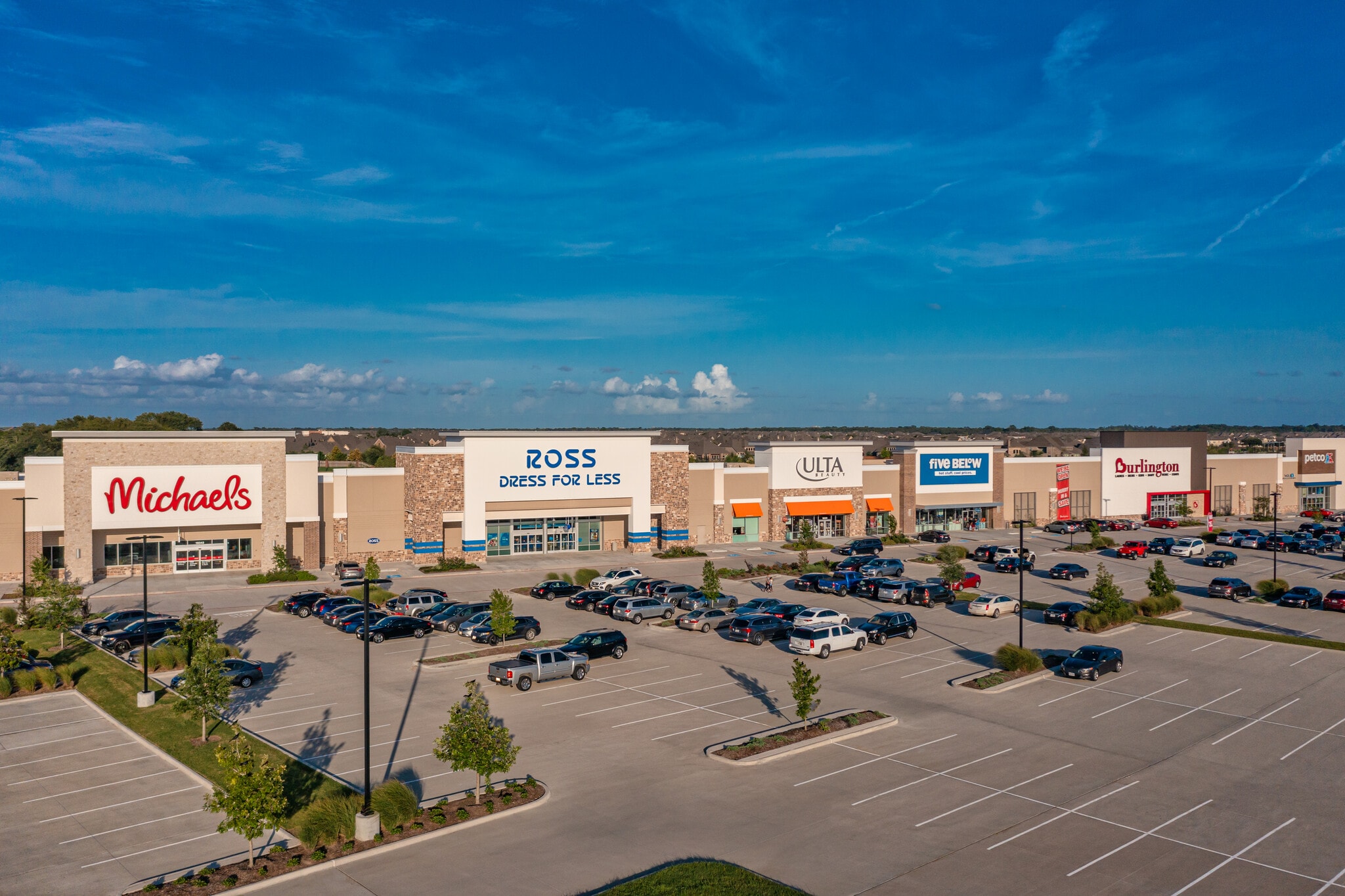NEC W Grand Pky S & W Airport Blvd, Richmond, TX for lease Building Photo- Image 1 of 11