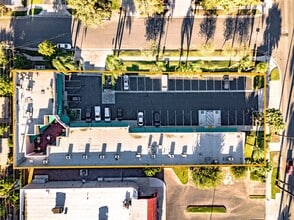 10759 Magnolia Ave, Riverside, CA à louer Photo intérieure- Image 2 de 3