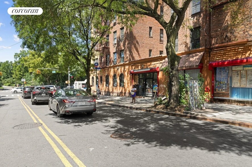 99 Ocean Ave, Brooklyn, NY à louer - Photo du bâtiment - Image 2 de 12