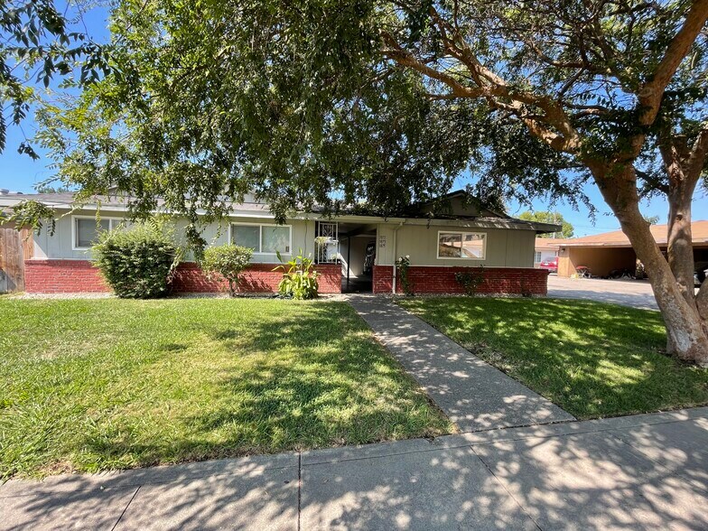 3871 Ryde Ave, Stockton, CA à vendre - Photo du bâtiment - Image 1 de 1