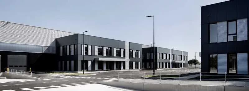 Flex in Le Bourget for lease Building Photo- Image 1 of 6