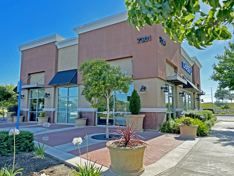 7301 W Stockton Blvd, Sacramento, CA for lease - Building Photo - Image 1 of 6