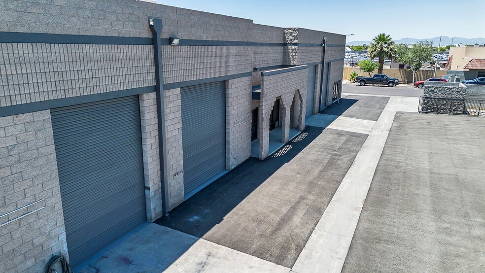 7809 N 68th Ave, Glendale, AZ for sale - Building Photo - Image 3 of 17