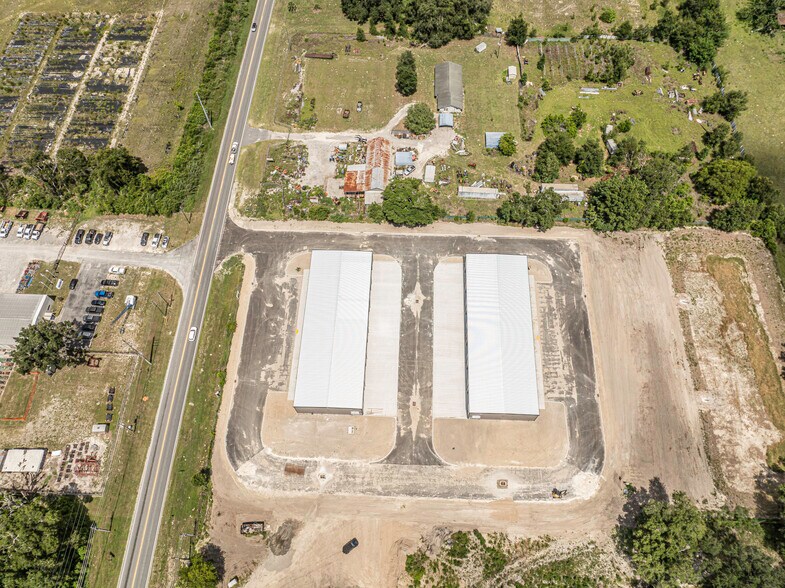 3023 E C 48, Center Hill, FL à louer - Photo du bâtiment - Image 2 de 40