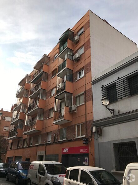 Calle de Mariano Carderera, 14, Madrid, Madrid à louer - Photo du bâtiment - Image 2 de 2