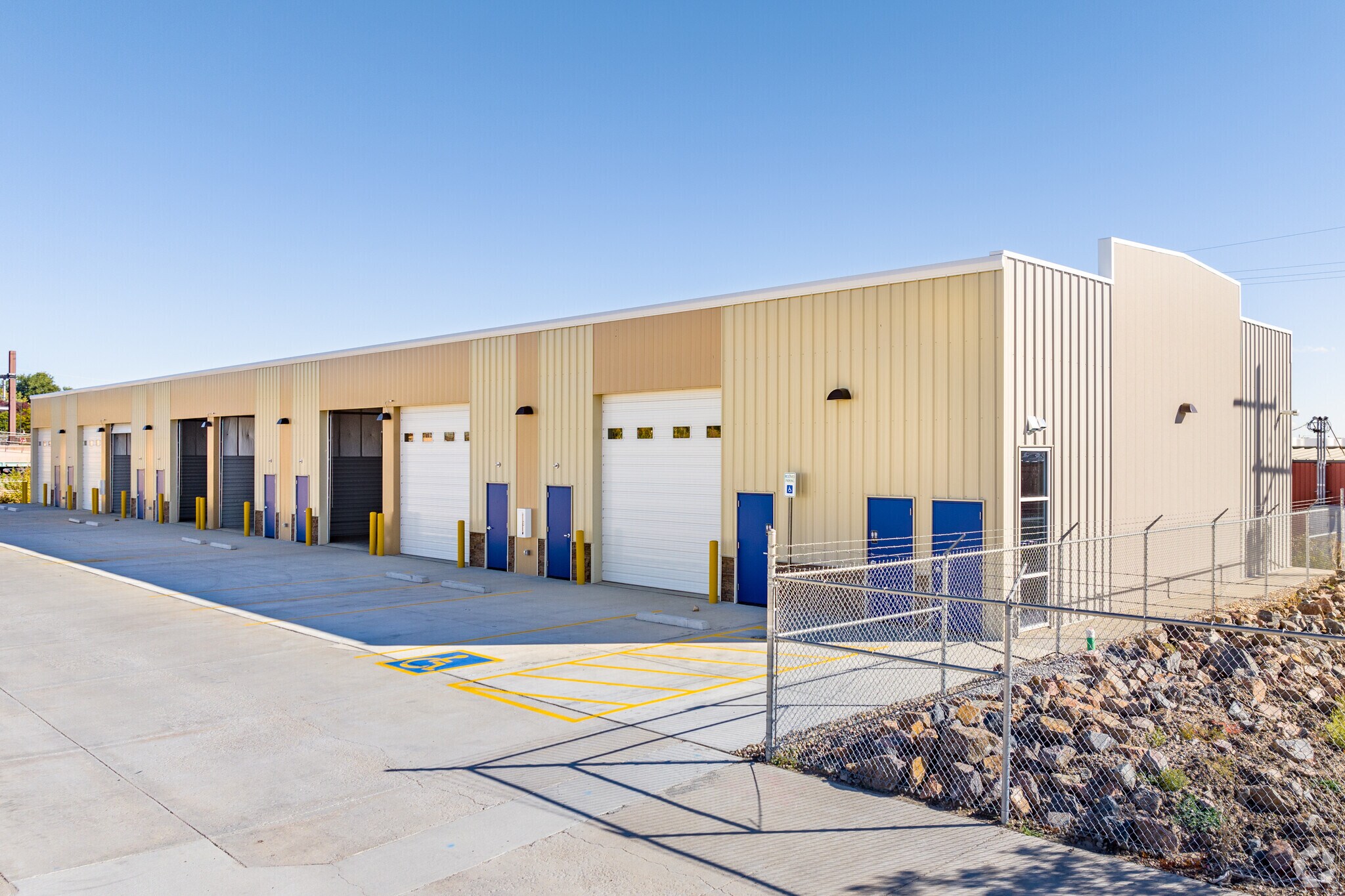 4911 W 58th Ave, Arvada, CO for lease Building Photo- Image 1 of 21