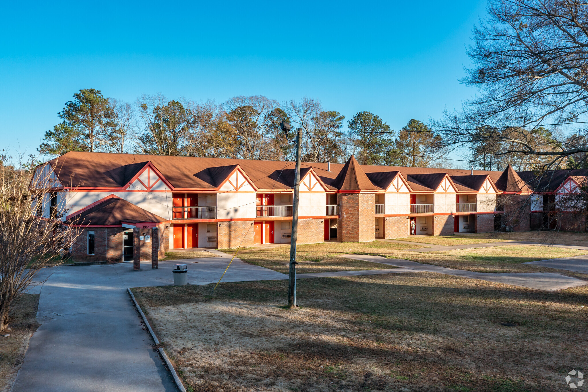 1900 Glenfair Rd, Decatur, GA à vendre Photo principale- Image 1 de 6