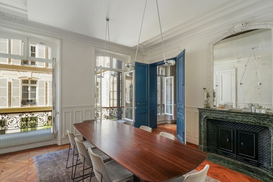 31 Boulevard Malesherbes, Paris à vendre - Photo du bâtiment - Image 3 de 9