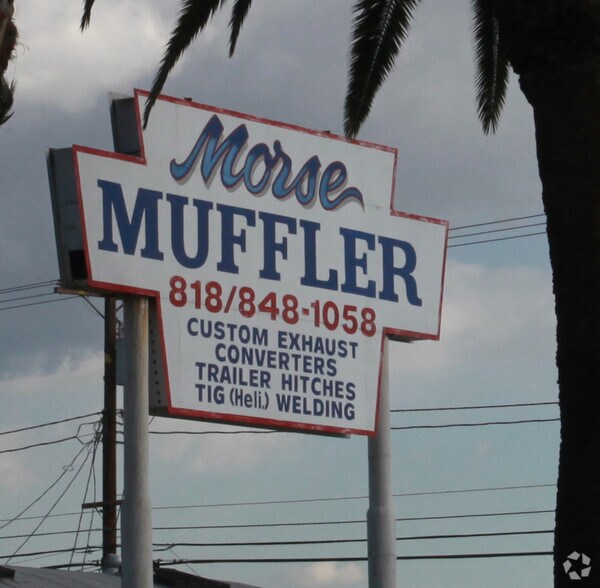 1028 W Burbank Blvd, Burbank, CA à vendre - Photo du bâtiment - Image 3 de 4