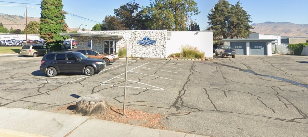 416 9th St, Wenatchee, WA for lease - Building Photo - Image 3 of 5