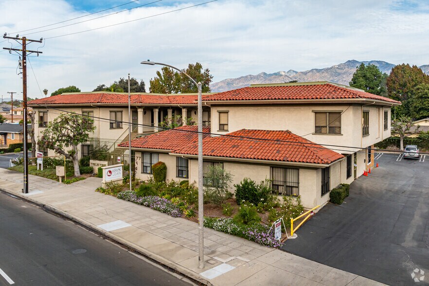 77 Las Tunas Dr, Arcadia, CA à louer - Photo principale - Image 1 de 5