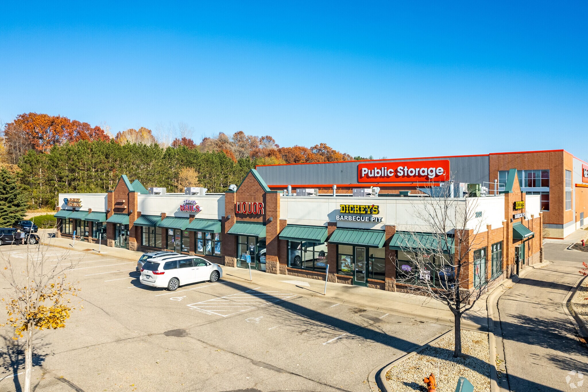 3090 Courthouse Ln, Eagan, MN à louer Photo principale- Image 1 de 16