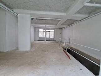 Plus de détails pour Commerce de détail à vendre