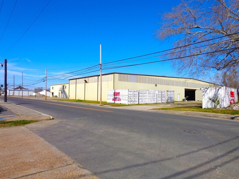 502 7th St, Lake Charles, LA for sale - Building Photo - Image 3 of 16