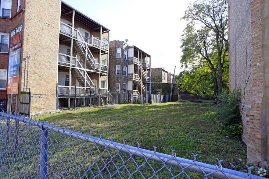 125 E 57th St, Chicago, IL à vendre - Photo du bâtiment - Image 1 de 1