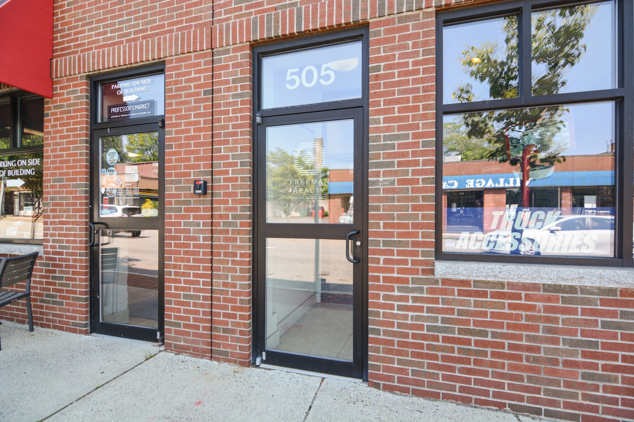 505 Main St, Reading, MA à vendre Photo du bâtiment- Image 1 de 1