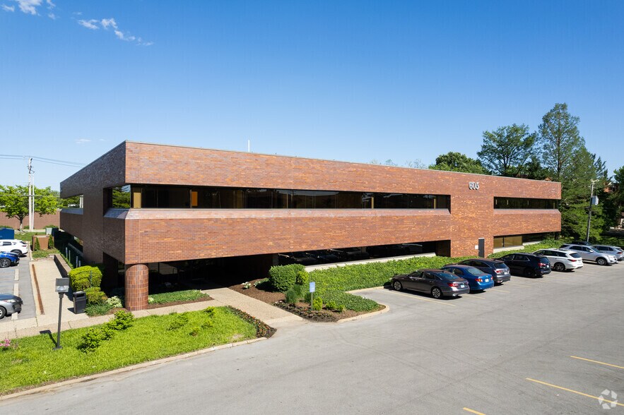 605 Old Ballas Rd, Creve Coeur, MO à louer - Photo du bâtiment - Image 1 de 5
