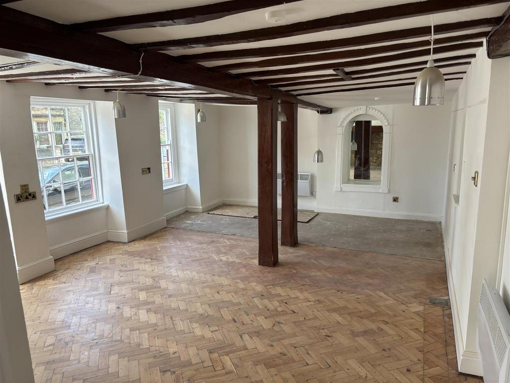 7 Horsefair, Chipping Norton for lease Building Photo- Image 1 of 9
