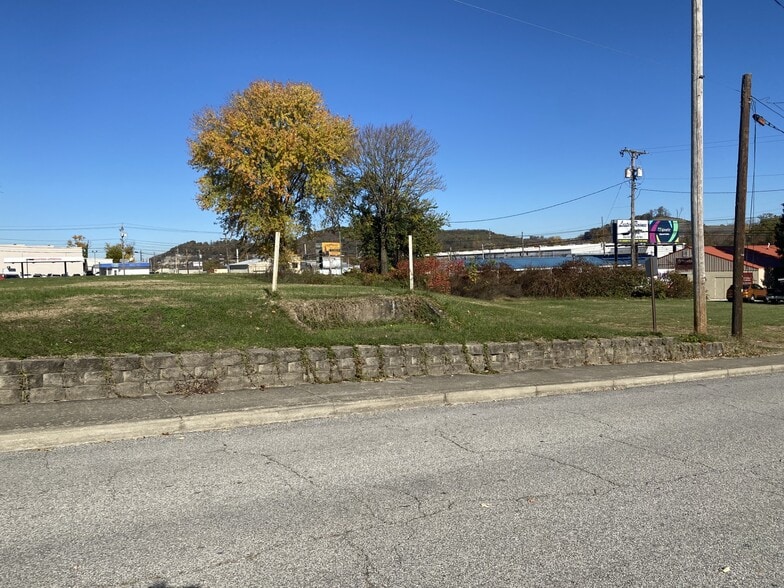 2901 Winchester Ave, Ashland, KY for sale - Other - Image 2 of 7