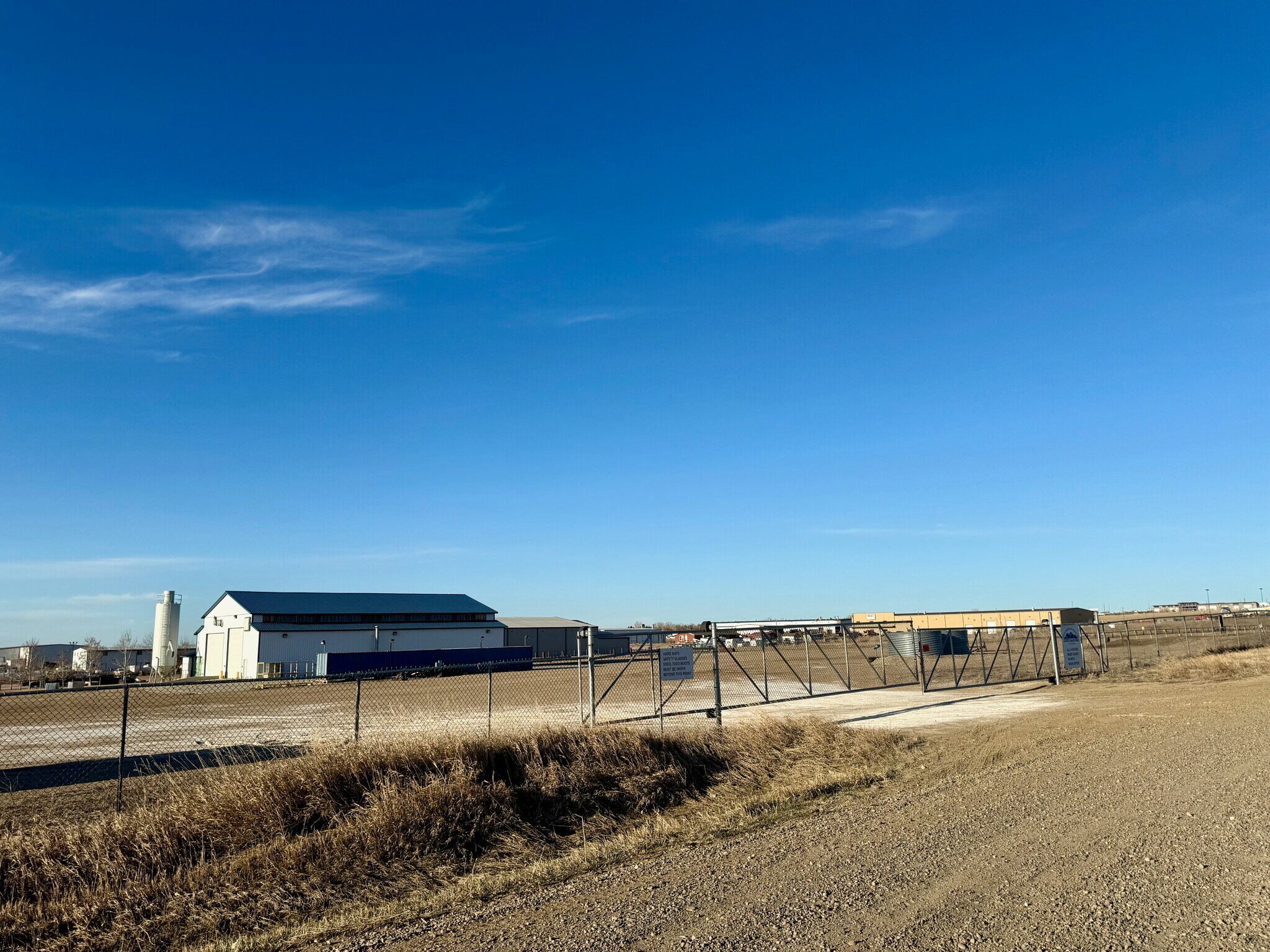 5201 Sunset Blvd, Williston, ND à vendre Photo du bâtiment- Image 1 de 1