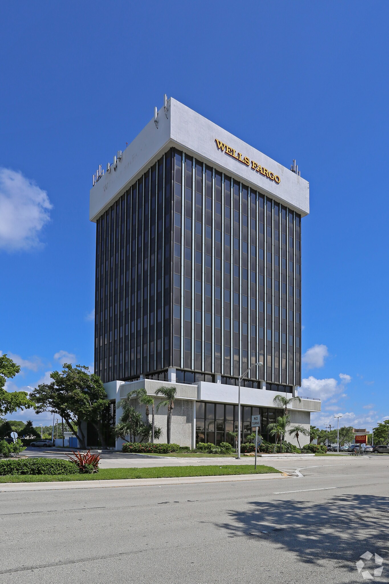 4875 N Federal Hwy, Fort Lauderdale, FL à louer Photo du bâtiment- Image 1 de 5