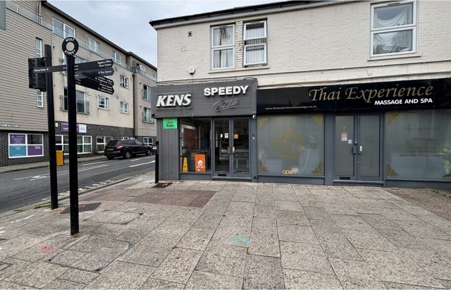 161 West St, Fareham for lease - Building Photo - Image 2 of 3