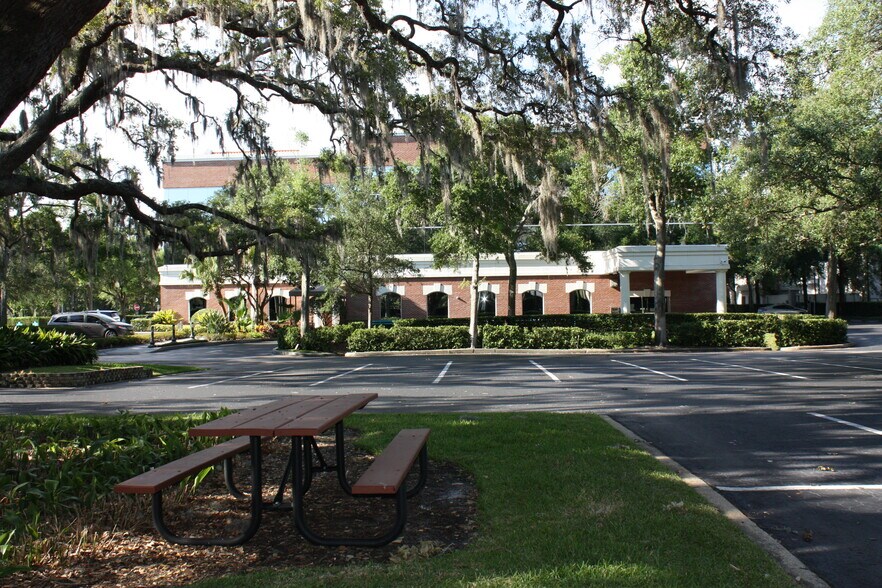 1031 W Morse Blvd, Winter Park, FL à louer - Photo du bâtiment - Image 3 de 16