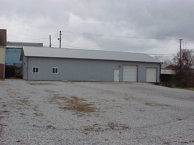 400 S Ewing St, Lancaster, OH à vendre - Photo du bâtiment - Image 3 de 4