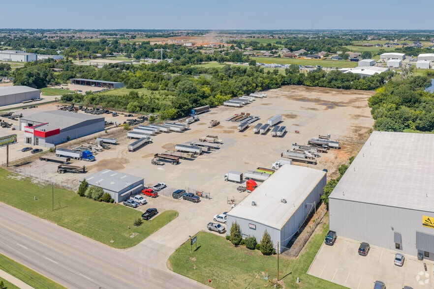 2521 Council Rd, Oklahoma City, OK for lease - Aerial - Image 2 of 20