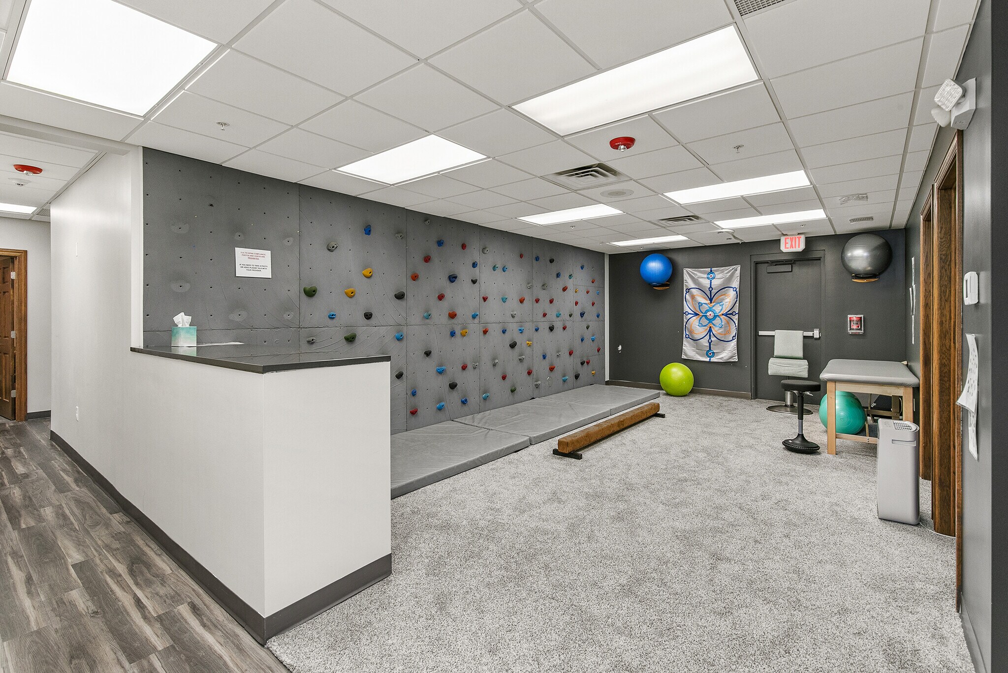 55-95 Dartmoor Dr, Waukee, IA for lease Interior Photo- Image 1 of 2