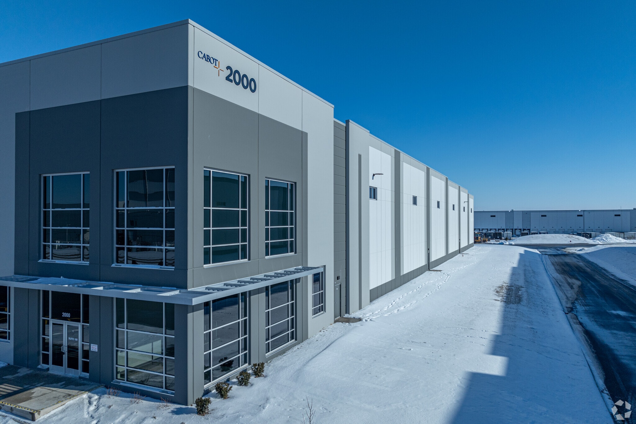 2000 S Rowell Ave, Joliet, IL à louer Photo du bâtiment- Image 1 de 6