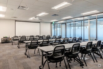 6400 S Fiddlers Green Cir, Greenwood Village, CO à louer Photo intérieure- Image 2 de 18