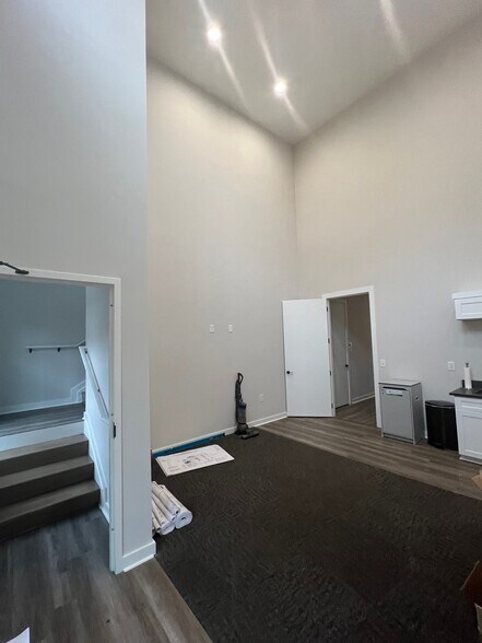 6110 McFarland Station Dr, Alpharetta, GA à vendre - Photo du bâtiment - Image 3 de 22