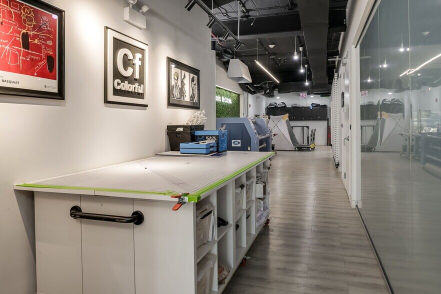 517 Green Bay Rd, Wilmette, IL à louer - Photo du bâtiment - Image 2 de 21