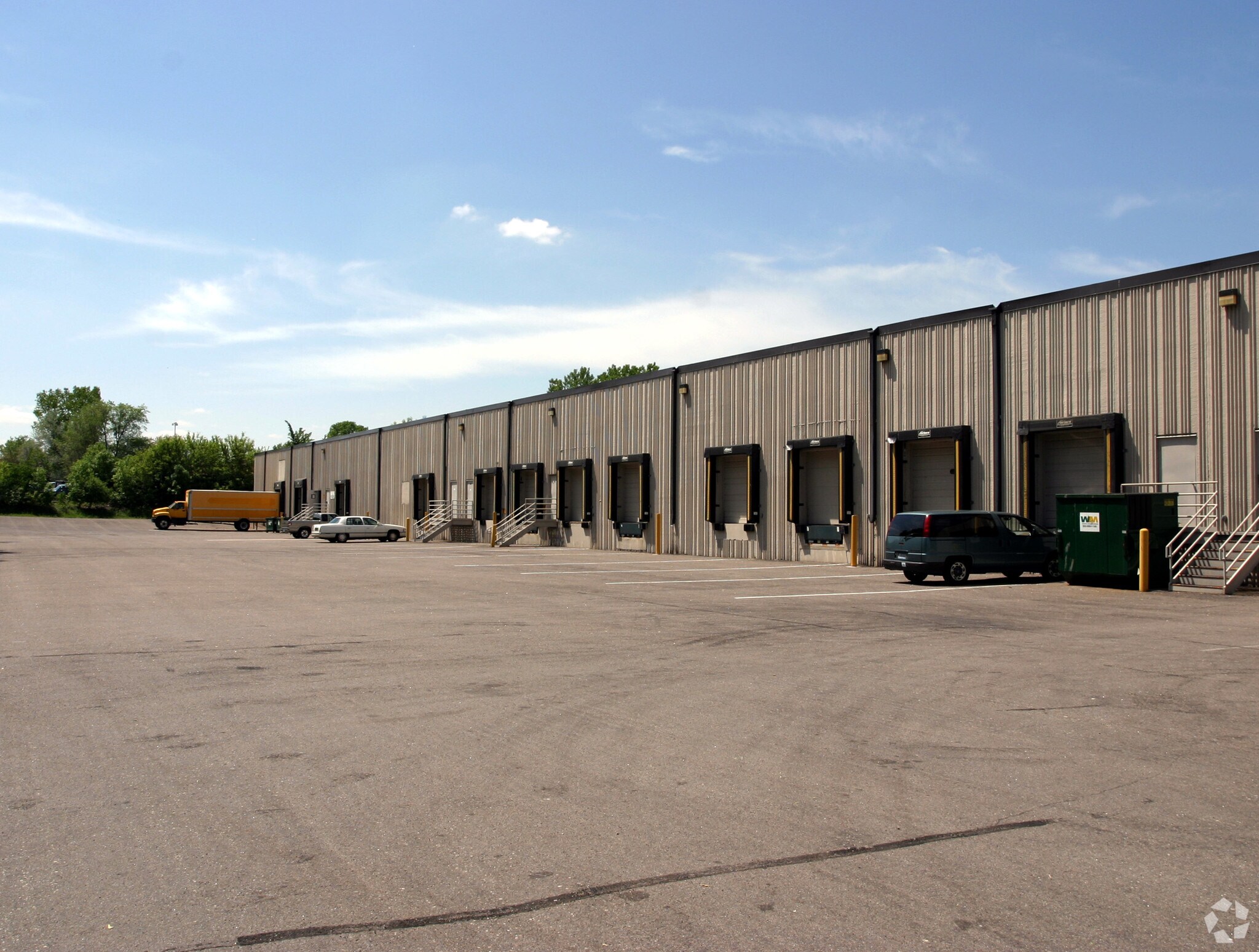 7665-7685 Commerce Way, Eden Prairie, MN for lease Primary Photo- Image 1 of 2
