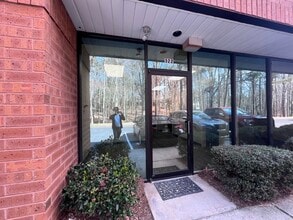 2660 Holcomb Bridge Rd, Roswell, GA à louer Photo du bâtiment- Image 1 de 13