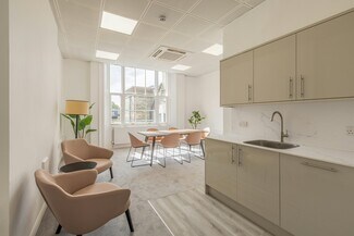Plus de détails pour 20 Grosvenor Gdns, Londres - Bureau à louer