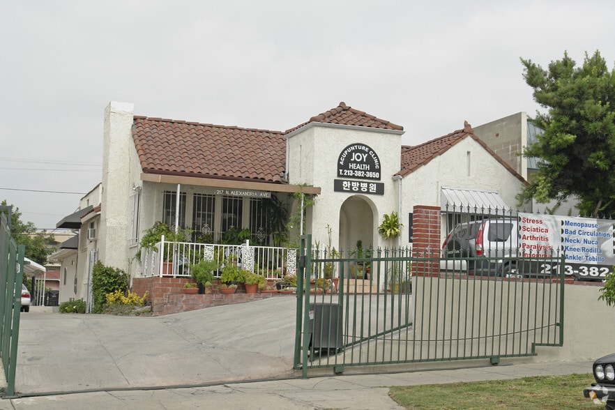 217 N Alexandria Ave, Los Angeles, CA for sale - Primary Photo - Image 1 of 2