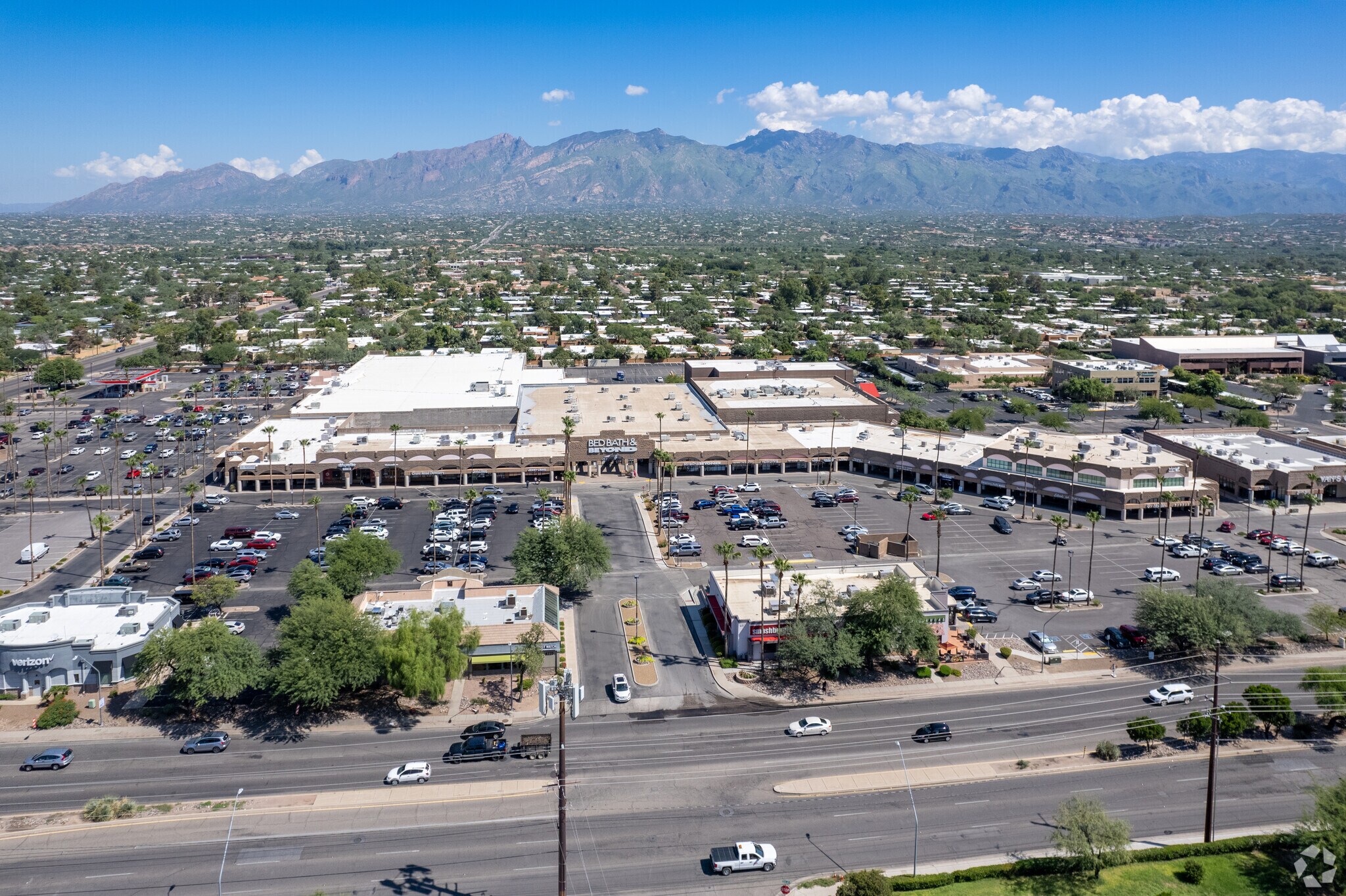 2480 N Swan Rd, Tucson, AZ à louer Photo principale- Image 1 de 16
