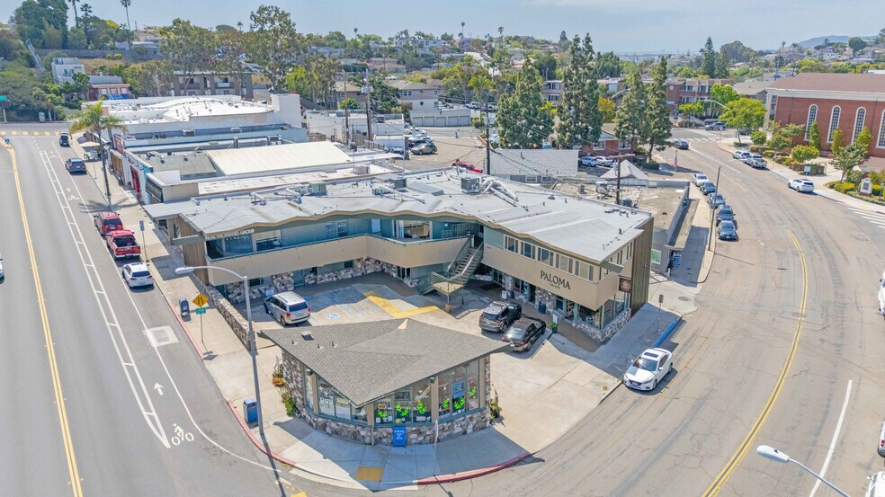 3675-3683 Voltaire St, San Diego, CA à vendre - Photo du bâtiment - Image 2 de 15