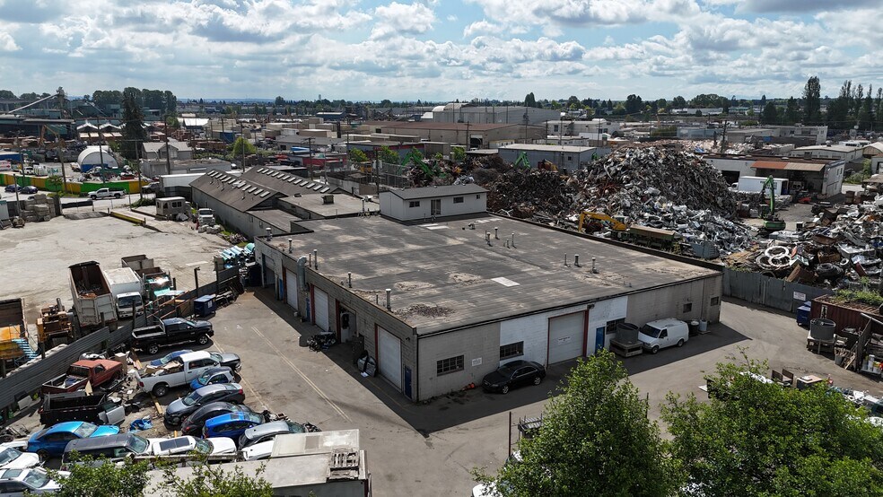 11951 Mitchell Rd, Richmond, BC à vendre - Photo du bâtiment - Image 2 de 25